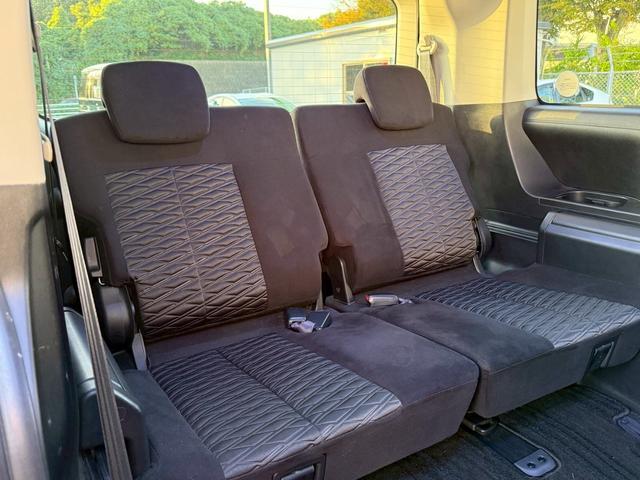 デリカＤ：５ Ｐ　純正１０インチナビ／純正１２インチフリップダウンモニター／電動ステップ／全方位カメラ／ＨＤＭＩ／フルセグＴＶ／両側電動スライド／ＢＳＭ／パワーシート／ドラレコ／ＥＴＣ／ＬＥＤ／純正１９インチＡＷ（10枚目）