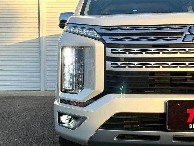 デリカＤ：５ Ｐ　純正１０インチナビ／純正１２インチフリップダウンモニター／電動ステップ／全方位カメラ／ＨＤＭＩ／フルセグＴＶ／両側電動スライド／ＢＳＭ／パワーシート／ドラレコ／ＥＴＣ／ＬＥＤ／純正１９インチＡＷ（39枚目）