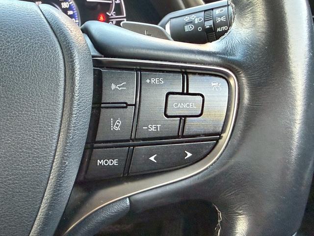 ＥＳ ＥＳ３００ｈ　バージョンＬ　マークレビンソン／サンルーフ／純正ドラレコ／黒革シート／ヘッドアップディスプレイ／純正１８インチＡＷ／メーカーナビ／Ｂｌｕｅｔｏｏｔｈ／フルセグＴＶ／パノラマモニター（27枚目）