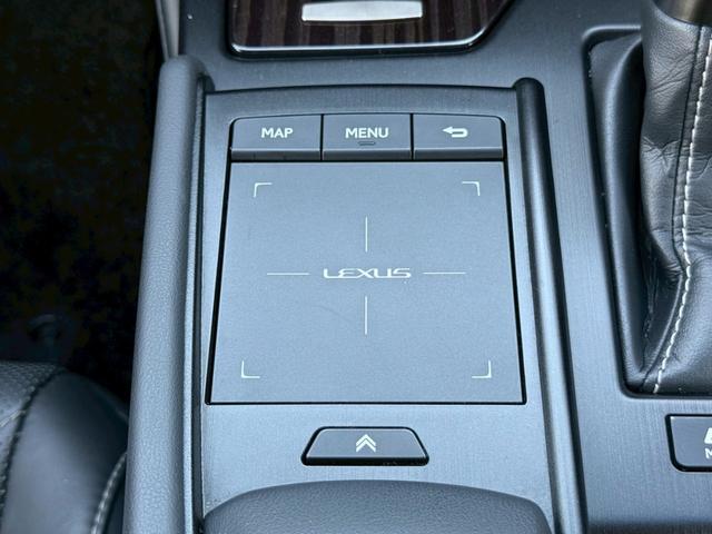 ＥＳ ＥＳ３００ｈ　バージョンＬ　マークレビンソン／サンルーフ／純正ドラレコ／黒革シート／ヘッドアップディスプレイ／純正１８インチＡＷ／メーカーナビ／Ｂｌｕｅｔｏｏｔｈ／フルセグＴＶ／パノラマモニター（33枚目）