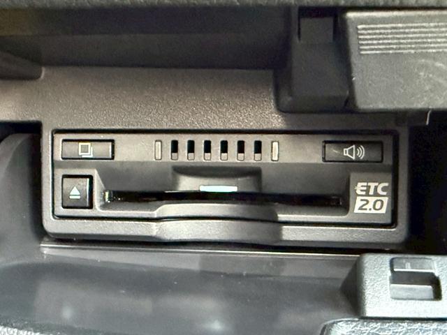 ＥＳ ＥＳ３００ｈ　バージョンＬ　マークレビンソン／サンルーフ／純正ドラレコ／黒革シート／ヘッドアップディスプレイ／純正１８インチＡＷ／メーカーナビ／Ｂｌｕｅｔｏｏｔｈ／フルセグＴＶ／パノラマモニター（40枚目）