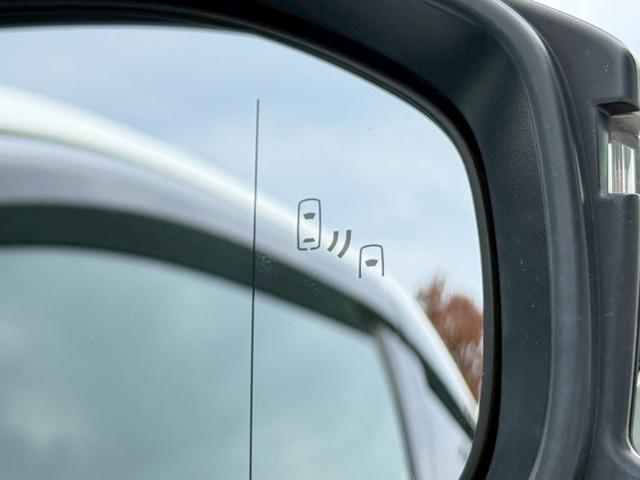 クラウンクロスオーバー Ｇアドバンスド・レザーパッケージ　ＭＯＤＥＬＬＩＳＴＡ／純正１２．３インチナビ／パノラミックビューモニター／ブラインドスポットモニター／セーフティセンス／クリアランスソナー／純正２１インチＡＷ／黒革／メモリー機能付パワーシート（33枚目）