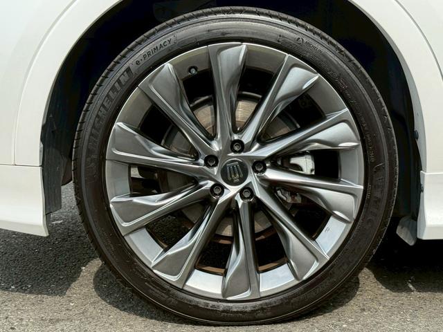 クラウンクロスオーバー Ｇアドバンスド・レザーパッケージ　ＭＯＤＥＬＬＩＳＴＡ／純正１２．３インチナビ／パノラミックビューモニター／ブラインドスポットモニター／セーフティセンス／クリアランスソナー／純正２１インチＡＷ／黒革／メモリー機能付パワーシート（35枚目）