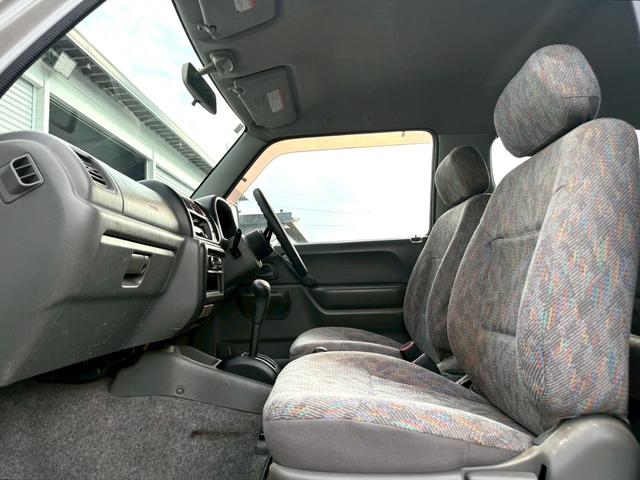 ジムニー ＸＧ　ＡＴ車／４ＷＤ／２－３インチリフトＵＰ／社外１６インチアルミ／車検令和８年１１月／パワステ／パワーウィンドウ／エアコン／保証書（7枚目）