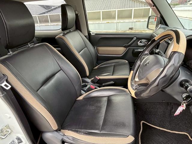 ジムニー ランドベンチャー　ＡＴ車／ターボ／パートタイム４ＷＤ／ナビ／Ｂｌｕｅｔｏｏｔｈ／フルセグＴＶ／バックモニター／純正１６インチＡＷ／シートヒーター／ミラーヒーター／ＥＴＣ／パワステ／パワーウィンドウ／エアコン（6枚目）