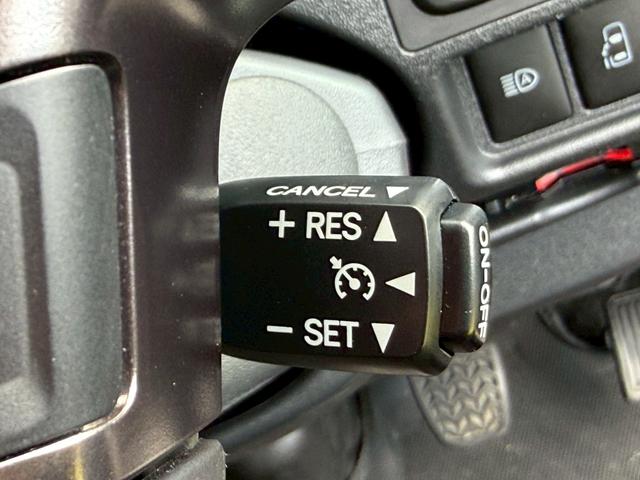 ハイエースバン スーパーGL ダークプライムII ディーゼル+4WD/両側電スラ/全方位カメラ/デジタルインナーミラー/UIビークルベッドキット+床フローリング施工/後部座席スライド加工/デルタフォース16インチアルミ+TOYOオープンカントリー(29枚目)