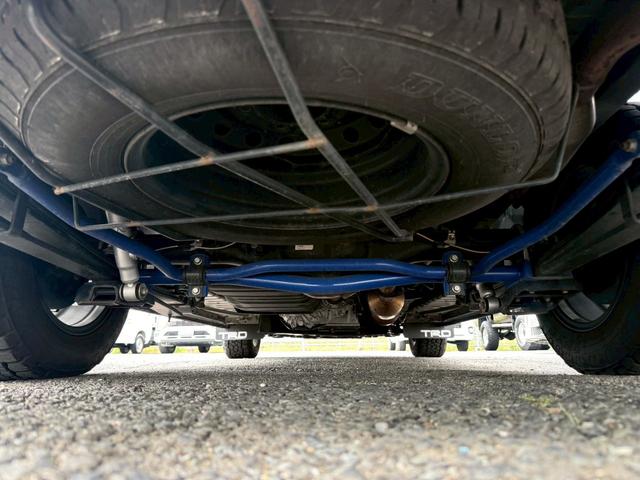 ハイエースバン スーパーGL ダークプライムII ディーゼル+4WD/両側電スラ/全方位カメラ/デジタルインナーミラー/UIビークルベッドキット+床フローリング施工/後部座席スライド加工/デルタフォース16インチアルミ+TOYOオープンカントリー(37枚目)