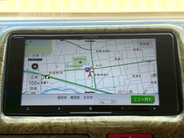 ハイエースバン ロングスーパーＧＬ　丸目ヘッドライト／ベットキット／ＴＯＹＯＴＡエンブレム／シートカバー（キャメル色）／ｃａｒｒｏｚｚｅｒｉａ１１．６インチフリップダウンモニター／社外１６インチアルミ／ＳＤナビ／Ｂｌｕｅｔｏｏｔｈ（15枚目）