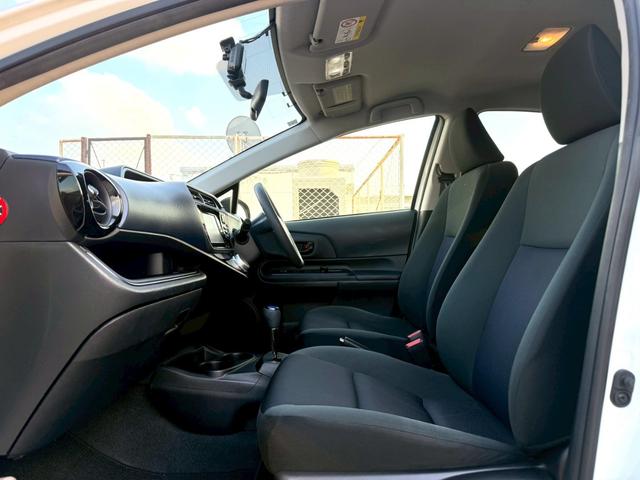 アクア S 純正ナビ/Bluetooth/フルセグTV/バックモニター/ドラレコ/スマートキー/プッシュスタート/LEDヘッドライト/オートエアコン/ユーザー買取車/取説&保証書&スペアキー(7枚目)