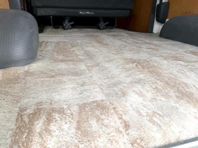 ハイエースバン DX GLパッケージ ディーゼル/MODELLISTA/純正ナビ/Bluetooth/フルセグTV/バックモニター/ドラレコ/社外16インチアルミ/プリクラ/レーンキープ/オートハイビーム/コーナーセンサー/LEDライト(12枚目)