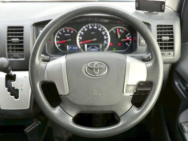 ハイエースバン DX GLパッケージ ディーゼル/MODELLISTA/純正ナビ/Bluetooth/フルセグTV/バックモニター/ドラレコ/社外16インチアルミ/プリクラ/レーンキープ/オートハイビーム/コーナーセンサー/LEDライト(18枚目)