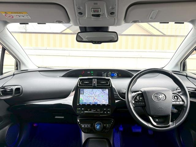 プリウス Ａツーリングセレクション　純正９インチナビ／Ｂｌｕｅｔｏｏｔｈ／フルセグＴＶ／バックモニター／ヘッドアップディスプレイ／ブラインドスポットモニター／純正１８インチアルミ（5枚目）