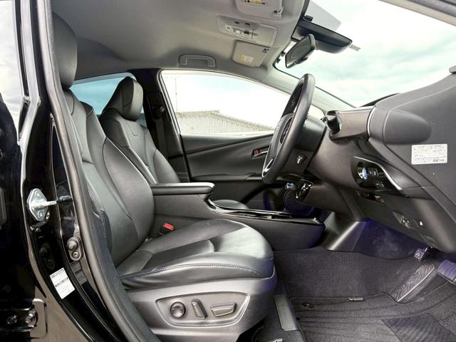 プリウス Ａツーリングセレクション　純正９インチナビ／Ｂｌｕｅｔｏｏｔｈ／フルセグＴＶ／バックモニター／ヘッドアップディスプレイ／ブラインドスポットモニター／純正１８インチアルミ（6枚目）