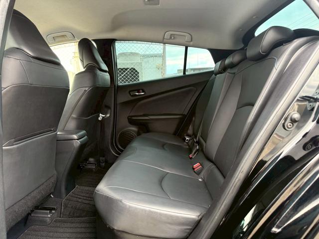 プリウス Ａツーリングセレクション　純正９インチナビ／Ｂｌｕｅｔｏｏｔｈ／フルセグＴＶ／バックモニター／ヘッドアップディスプレイ／ブラインドスポットモニター／純正１８インチアルミ（8枚目）