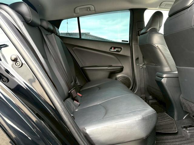 プリウス Ａツーリングセレクション　純正９インチナビ／Ｂｌｕｅｔｏｏｔｈ／フルセグＴＶ／バックモニター／ヘッドアップディスプレイ／ブラインドスポットモニター／純正１８インチアルミ（9枚目）