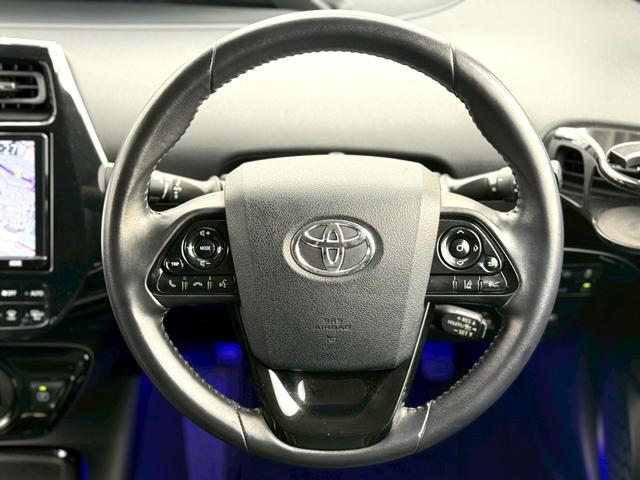 プリウス Ａツーリングセレクション　純正９インチナビ／Ｂｌｕｅｔｏｏｔｈ／フルセグＴＶ／バックモニター／ヘッドアップディスプレイ／ブラインドスポットモニター／純正１８インチアルミ（16枚目）