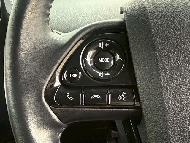 プリウス Ａツーリングセレクション　純正９インチナビ／Ｂｌｕｅｔｏｏｔｈ／フルセグＴＶ／バックモニター／ヘッドアップディスプレイ／ブラインドスポットモニター／純正１８インチアルミ（17枚目）