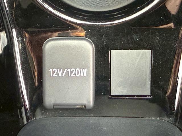 プリウス Ａツーリングセレクション　純正９インチナビ／Ｂｌｕｅｔｏｏｔｈ／フルセグＴＶ／バックモニター／ヘッドアップディスプレイ／ブラインドスポットモニター／純正１８インチアルミ（28枚目）