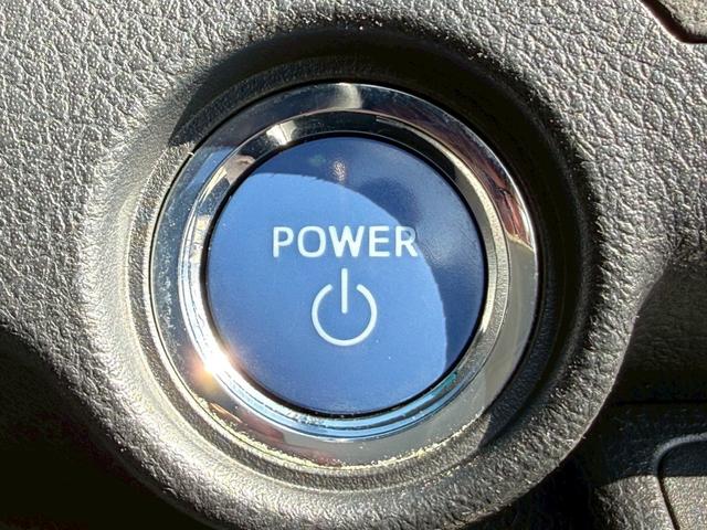 カムリ ハイブリッド　Ｇパッケージ　ＭＯＤＥＬＬＩＳＴＡ／純正ナビ／Ｂｌｕｅｔｏｏｔｈ／フルセグＴＶ／バックモニター／ドラレコ／ＨＩＤヘッドライト／ＥＴＣ／社外１９インチＡＷ／革巻ステアリング／ステアリングリモコン／運転席パワーシート（21枚目）