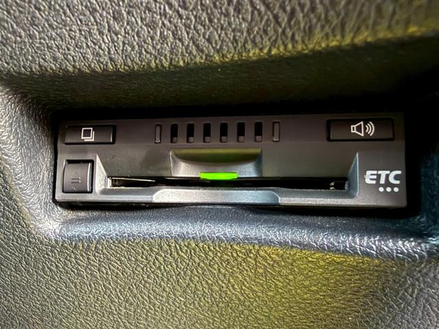 シエンタ ハイブリッドＧ　クエロ　ＡＬＰＩＮＥナビ／フルセグＴＶ／Ｂｌｕｅｔｏｏｔｈ／バックモニター／ＨＤＭＩ／両側電動スライド／トヨタセーフティセンス／レーンキープ／オートハイビーム／社外１５インチアルミ（26枚目）