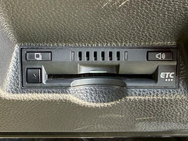 ＧＲヤリス ＲＺ　ハイパフォーマンス　純正８インチディスプレイオーディオ／Ｂｌｕｅｔｏｏｔｈ／バックモニター／ヘッドアップディスプレイ／ブラインドスポットモニター／純正１８インチＡＷ／４ＷＤ／セーフティセンス／ＧＲキャリパー（26枚目）