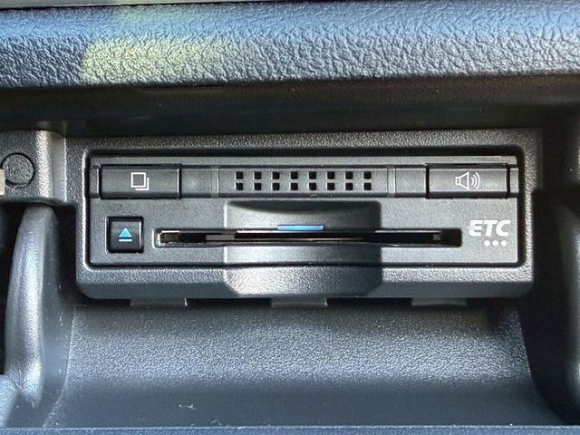 今では必需品のＥＴＣも付いております。高速道路での出入りもスムーズ。渋滞緩和にもなりエコにも繋がります。