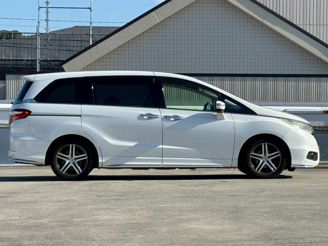 オデッセイ アブソルート・アドバンス　Ｈｏｎｄａインターナビ／Ｂｌｕｅｔｏｏｔｈ／フルセグＴＶ／バックモニター／純正フリップダウンモニター／両側電動スライドドア／ＥＴＣ／半革シート／純正１７インチＡＷ（2枚目）