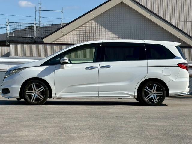 オデッセイ アブソルート・アドバンス　Ｈｏｎｄａインターナビ／Ｂｌｕｅｔｏｏｔｈ／フルセグＴＶ／バックモニター／純正フリップダウンモニター／両側電動スライドドア／ＥＴＣ／半革シート／純正１７インチＡＷ（3枚目）