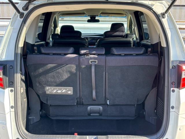 オデッセイ アブソルート・アドバンス　Ｈｏｎｄａインターナビ／Ｂｌｕｅｔｏｏｔｈ／フルセグＴＶ／バックモニター／純正フリップダウンモニター／両側電動スライドドア／ＥＴＣ／半革シート／純正１７インチＡＷ（11枚目）