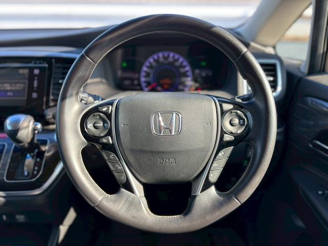オデッセイ アブソルート・アドバンス　Ｈｏｎｄａインターナビ／Ｂｌｕｅｔｏｏｔｈ／フルセグＴＶ／バックモニター／純正フリップダウンモニター／両側電動スライドドア／ＥＴＣ／半革シート／純正１７インチＡＷ（20枚目）