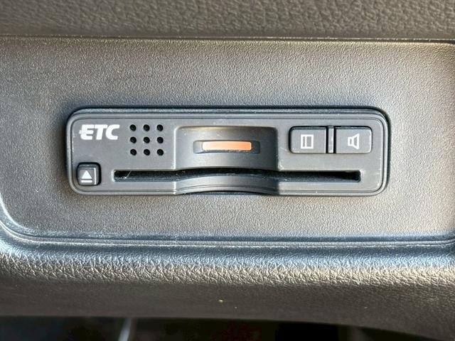 オデッセイ アブソルート・アドバンス　Ｈｏｎｄａインターナビ／Ｂｌｕｅｔｏｏｔｈ／フルセグＴＶ／バックモニター／純正フリップダウンモニター／両側電動スライドドア／ＥＴＣ／半革シート／純正１７インチＡＷ（28枚目）