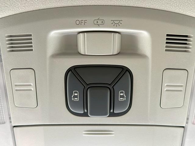 アルファード ２４０Ｓ　ＡＬＰＩＮＥナビ／Ｂｌｕｅｔｏｏｔｈ／フルセグＴＶ／ＡＬＰＩＮＥフリップダウンモニター／両側電動スライドドア／ＥＴＣ／純正１８インチ／革巻ウッドコンビステア／ステアリングリモコン／コーナーセンサー（23枚目）