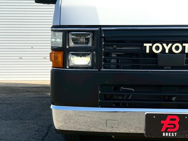 ハイエースバン スーパーGL ダークプライムII Renoca Coast Lines角目4灯フェイス/ベッドキット/ALPINE11インチDA/Bluetooth/HDMI/パノラミックビューモニター/純正デジタルインナーミラー/LEDヘッドライト(30枚目)