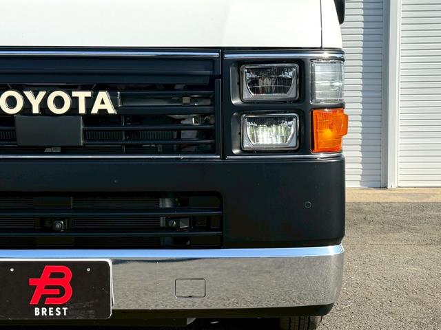 ハイエースバン スーパーGL ダークプライムII Renoca Coast Lines角目4灯フェイス/ベッドキット/ALPINE11インチDA/Bluetooth/HDMI/パノラミックビューモニター/純正デジタルインナーミラー/LEDヘッドライト(31枚目)