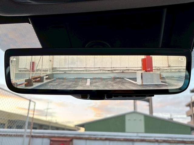 プリウス Z モデリスタ/パノラマルーフ/純正12.3インチナビ/Bluetooth/フルセグTV/パノラマモニター/デジタルインナーミラー/ブラインドスポット/黒革シート/アドバンストパーク/純正18インチAW(17枚目)