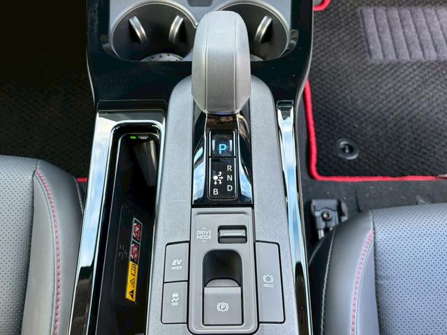 プリウス Z モデリスタ/パノラマルーフ/純正12.3インチナビ/Bluetooth/フルセグTV/パノラマモニター/デジタルインナーミラー/ブラインドスポット/黒革シート/アドバンストパーク/純正18インチAW(24枚目)