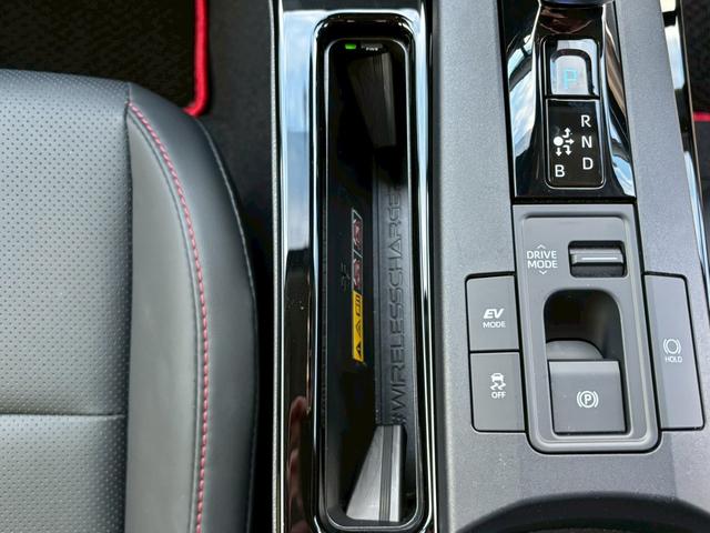 プリウス Z モデリスタ/パノラマルーフ/純正12.3インチナビ/Bluetooth/フルセグTV/パノラマモニター/デジタルインナーミラー/ブラインドスポット/黒革シート/アドバンストパーク/純正18インチAW(25枚目)