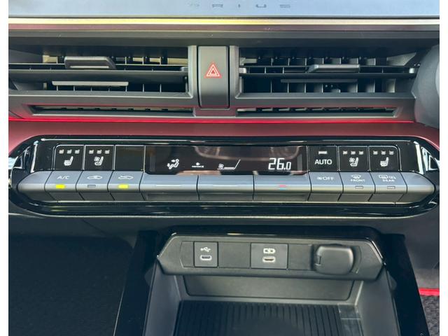 プリウス Z モデリスタ/パノラマルーフ/純正12.3インチナビ/Bluetooth/フルセグTV/パノラマモニター/デジタルインナーミラー/ブラインドスポット/黒革シート/アドバンストパーク/純正18インチAW(26枚目)