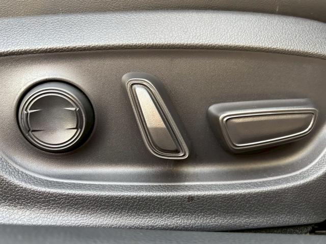 プリウス Z モデリスタ/パノラマルーフ/純正12.3インチナビ/Bluetooth/フルセグTV/パノラマモニター/デジタルインナーミラー/ブラインドスポット/黒革シート/アドバンストパーク/純正18インチAW(32枚目)