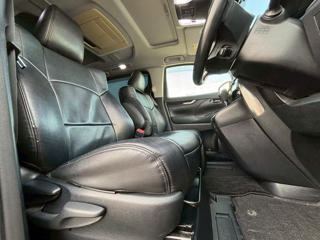 アルファード ２．５Ｓ　Ａパッケージ　ツインムーンルーフ／純正９．２インチナビ／Ｂｌｕｅｔｏｏｔｈ／フルセグＴＶ／ＣＤ／ＤＶＤ／バックモニター／純正１２．１インチフリップダウンモニター／ＪＢＬサウンド（１７スピーカー）／クリアランスソナー（6枚目）