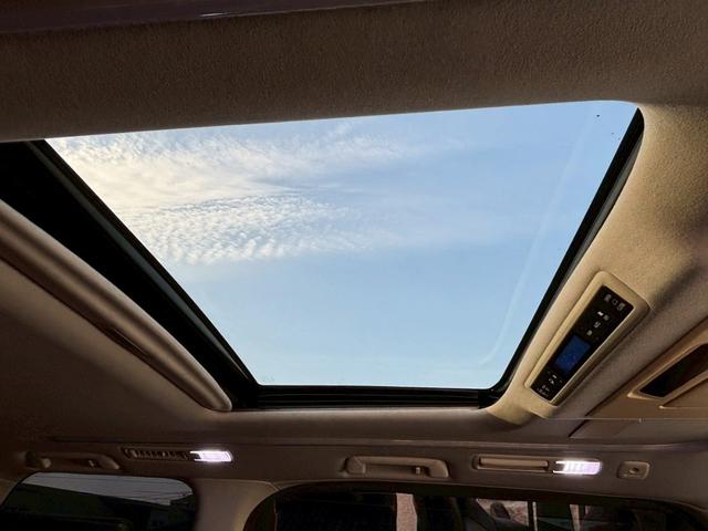 アルファード ２．５Ｓ　Ａパッケージ　ツインムーンルーフ／純正９．２インチナビ／Ｂｌｕｅｔｏｏｔｈ／フルセグＴＶ／ＣＤ／ＤＶＤ／バックモニター／純正１２．１インチフリップダウンモニター／ＪＢＬサウンド（１７スピーカー）／クリアランスソナー（14枚目）