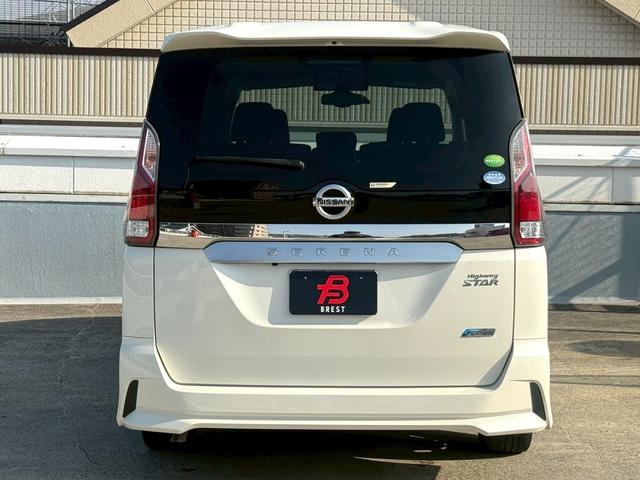 セレナ ハイウェイスター　Ｖセレクション　純正９インチナビ／純正フリップダウンモニター／Ｂｌｕｅｔｏｏｔｈ／フルセグＴＶ／バックモニター／ナビ連動ドライブレコーダー／ハンズフリー機能付両側電動スライドドア／クルーズコントロール／ＥＴＣ（4枚目）