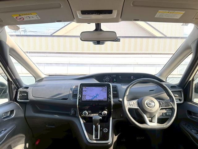 セレナ ハイウェイスター　Ｖセレクション　純正９インチナビ／純正フリップダウンモニター／Ｂｌｕｅｔｏｏｔｈ／フルセグＴＶ／バックモニター／ナビ連動ドライブレコーダー／ハンズフリー機能付両側電動スライドドア／クルーズコントロール／ＥＴＣ（5枚目）