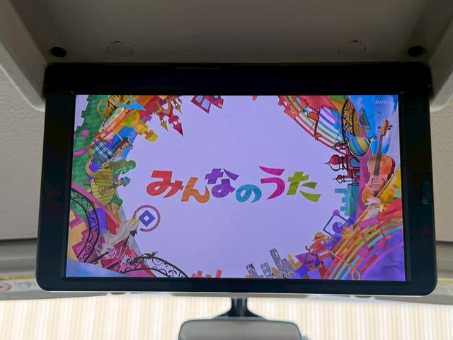 セレナ ハイウェイスター　Ｖセレクション　純正９インチナビ／純正フリップダウンモニター／Ｂｌｕｅｔｏｏｔｈ／フルセグＴＶ／バックモニター／ナビ連動ドライブレコーダー／ハンズフリー機能付両側電動スライドドア／クルーズコントロール／ＥＴＣ（17枚目）