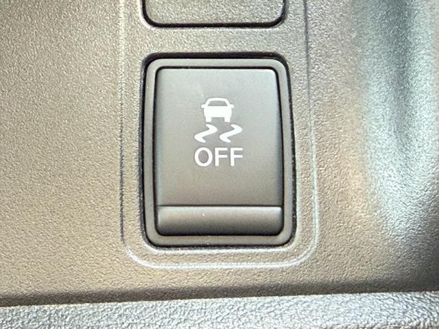 セレナ ハイウェイスター　Ｖセレクション　純正９インチナビ／純正フリップダウンモニター／Ｂｌｕｅｔｏｏｔｈ／フルセグＴＶ／バックモニター／ナビ連動ドライブレコーダー／ハンズフリー機能付両側電動スライドドア／クルーズコントロール／ＥＴＣ（25枚目）