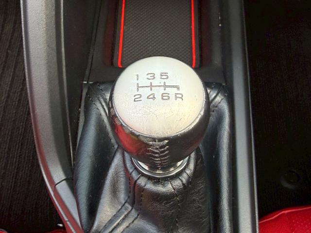 S660 α 無限フルエアロ/リアスポイラー/BLITZ(ブリッツ)車高調/WORK EMOTION(ワークエモーション)15インチアルミ/赤無限シートカバー/sense-brand(センスブランド)4本出マフラー(21枚目)