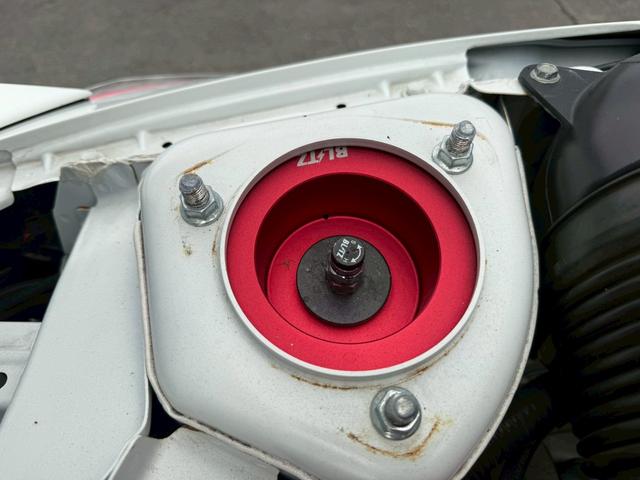 S660 α 無限フルエアロ/リアスポイラー/BLITZ(ブリッツ)車高調/WORK EMOTION(ワークエモーション)15インチアルミ/赤無限シートカバー/sense-brand(センスブランド)4本出マフラー(22枚目)