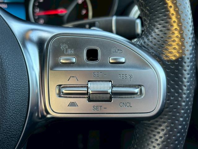 �I�[�g�N���[�Y�R���g���[���w�ݒ肵�������Ŏԑ����R���g���[���B�h���C�o�[�̕��S�y���ɖ𗧂��܂��B�������H�Ȃǂ̗��p�@��������q�l�ɐ���I�X�X�������Ē��������@�\�̈�ł�