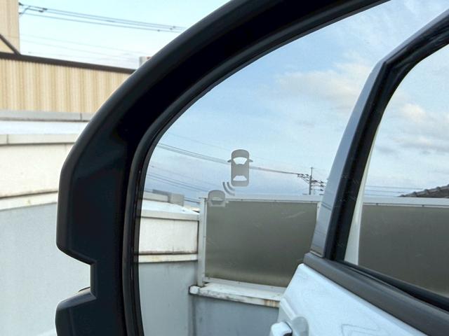 ヴェゼル ｅ：ＨＥＶ　ＲＳ　登録済未使用車　保証付　ＲＳ専用ローダウンサスペンション　ＲＳ専用エクステリア　ホンダコネクトディスプレー　ビルトインＥＴＣ２．０　ブラインドスポットモニター　半革シート　バックモニター　フルセグＴＶ（32枚目）