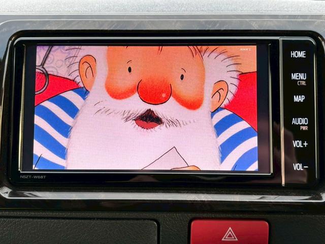 ハイエースバン スーパーＧＬ　ダークプライムＩＩ　ディーゼル／４ＷＤ／純正ナビ／Ｂｌｕｅｔｏｏｔｈ／ＨＤＭＩ／フルセグＴＶ／パノラミックビューモニター／純正フリップダウンモニター／デジタルインナーミラー／ステリモン／純正オプション１８インチＡＷ（14枚目）